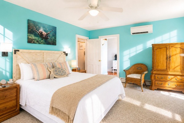Turtle Cove Queen Bedroom