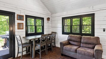Casa (2 Bedrooms) | Interior