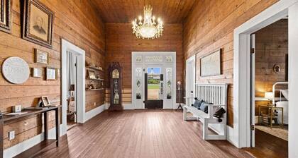 The Anna Bell Suite at historic Jeter Farmhouse