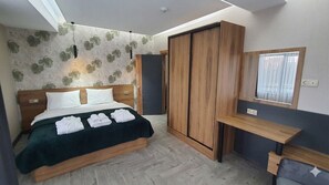 Family Suite, Balcony | Laptop workspace, free WiFi - Kütahya (Yoncalı)