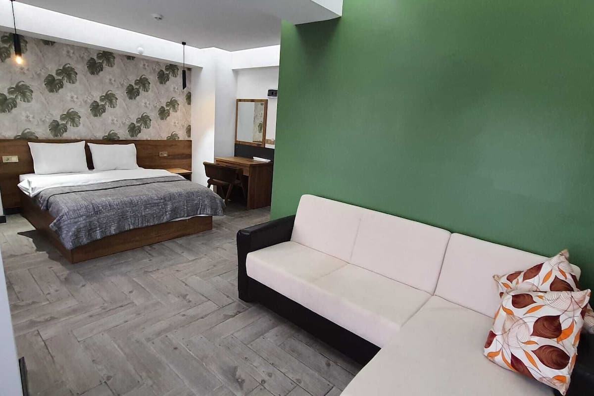 Junior Triple Room, Non Smoking | Laptop workspace, free WiFi