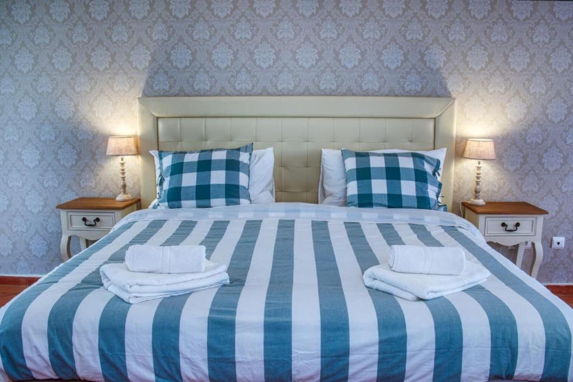 1 kamar tidur, setrika/meja setrika, Wi-Fi gratis, dan seprai linen