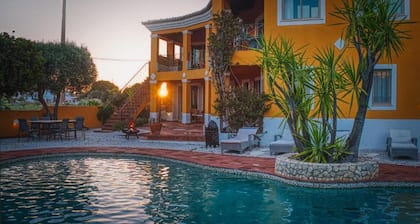 Chalet With Pool Meia Praia Beach, Lagos