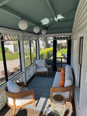 Interior - NEW & Updated Coastal Home, Steps to the Sound -Sleeps 10 - Hot Tub - Central AC (Madison)