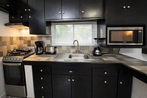Private kitchen - Full property for 7 / 2 Units / Local & Downtown (Cabo San Lucas)