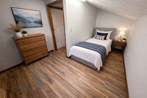 Desk, iron/ironing board, free WiFi, bed sheets