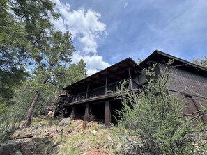 Exterior - Unique hillside, 2 building "Cabin Collective" with unbeatable views (Munds Park)
