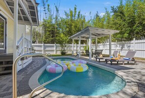 Pool - 30A Coastal Cottage—Steps to Beach, Pool, Bikes (Santa Rosa Beach)