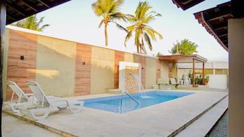 Piscina externa