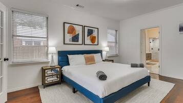 6 chambres, bureau, fer et planche à repasser, Wi-Fi gratuit