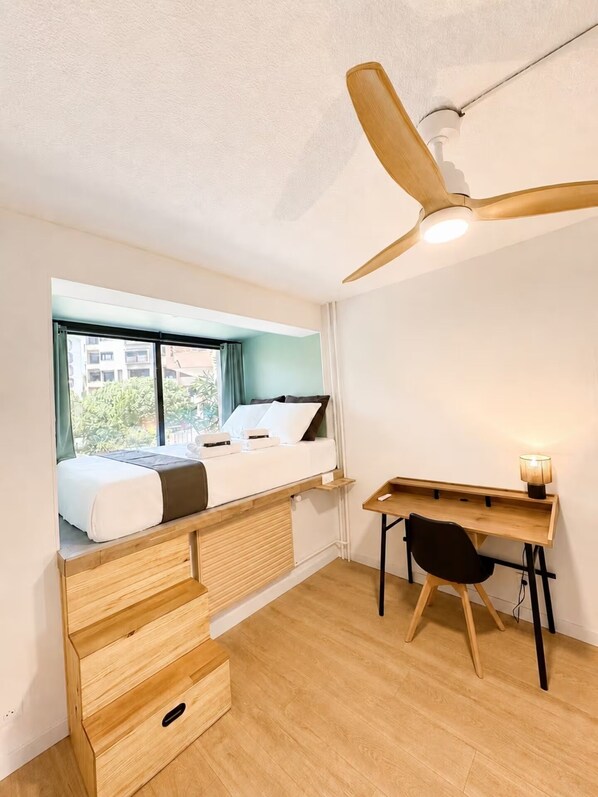 5 habitaciones, escritorio, tabla de planchar con plancha y wifi gratis 
