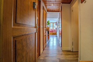 Appartement Confort, vue sur la montagne | Intérieur