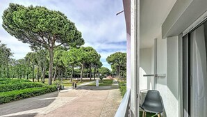 Property grounds - Paradis du Soleil by Interhome (La Grande Motte)