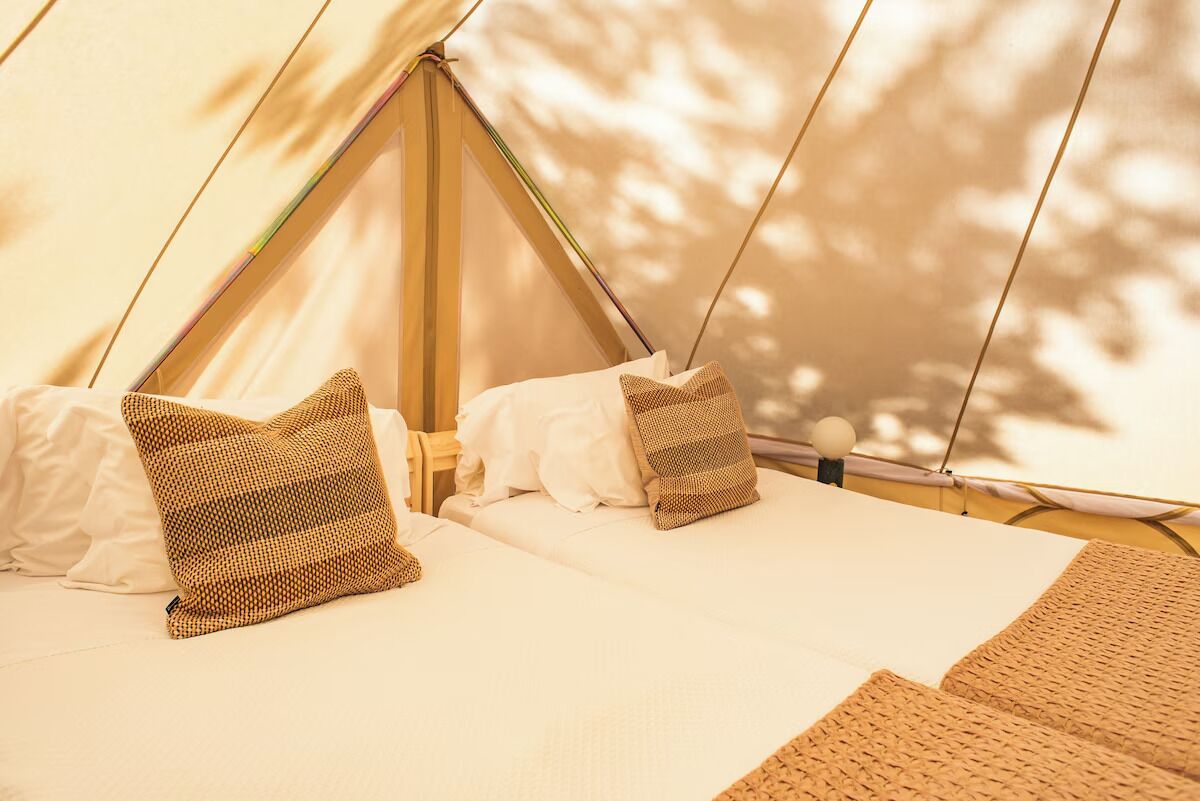 Wifi gratis y ropa de cama 