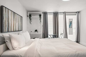 Internet, bed sheets - Modern Studio in Miramar | Walk to Convention Ctr (San Juan)