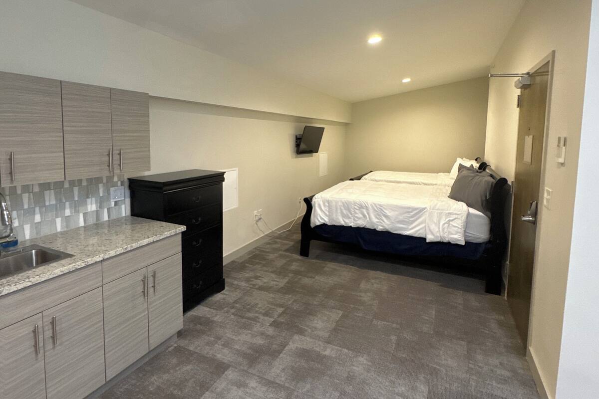 Room 302 