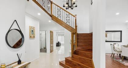 KozyGuru | Blacktown | Modern Family Retreat