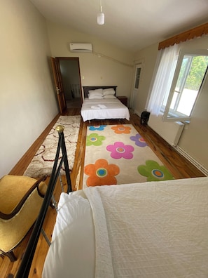 Quarto, vários quartos, acessível, para fumantes | 7 quartos