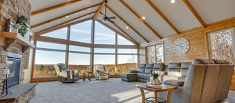 Cliffside Cabin, Stunning views and 100% privacy