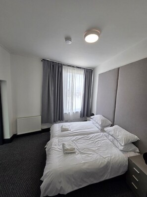 Acceso a internet y ropa de cama 