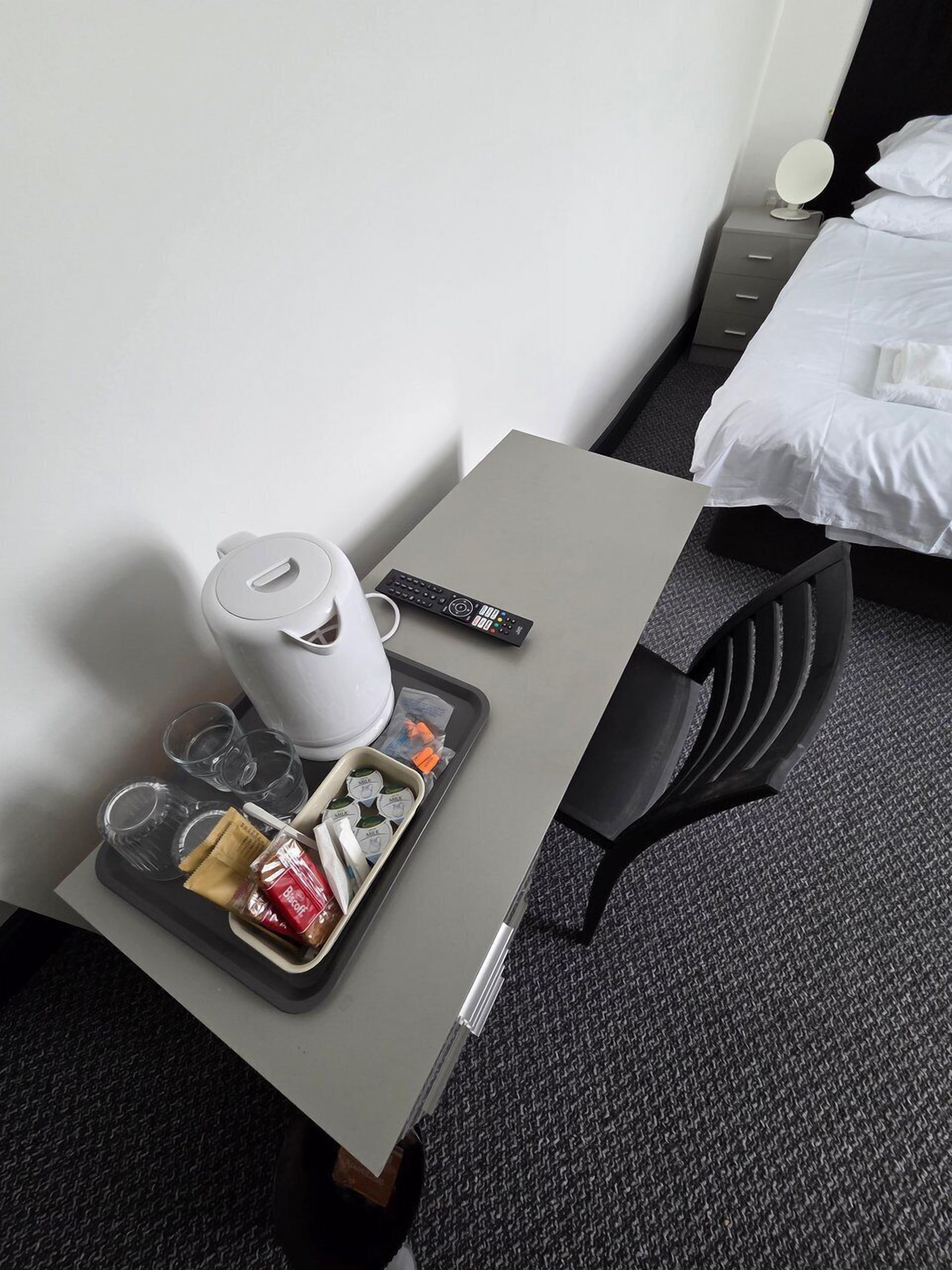 Acceso a internet y ropa de cama 