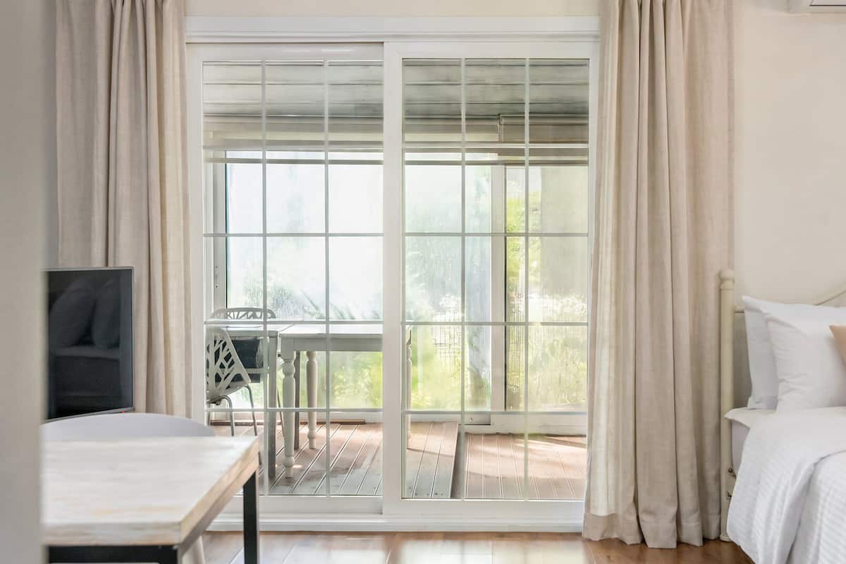 ห้องเบสิก, 1 ห้องนอน (Main A101 (Lake View, Private BBQ)) | 1 ห้องนอน, Wi-Fi ฟรี