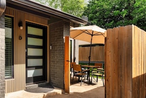 Outdoor dining - 2BR 2BA | Near Domain + Executive Furnished Stay (Austin)