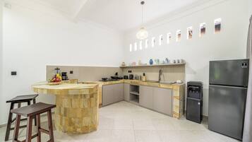 Vila Deluks, 3 kamar tidur, pemandangan kebun | Dapur pribadi