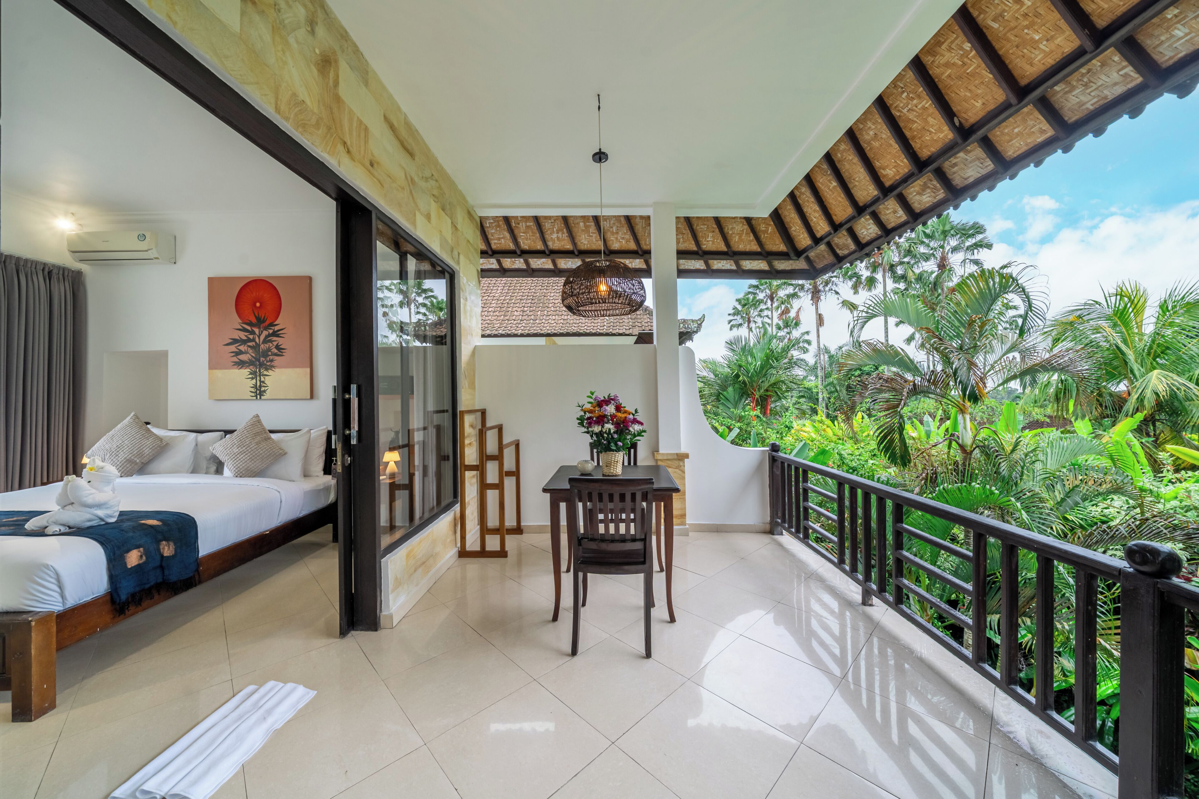 Deluxe Villa, 2 Bedrooms, Kitchen, Garden View | Free WiFi