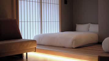 Premium Triple Room, City View | In-room safe, free WiFi