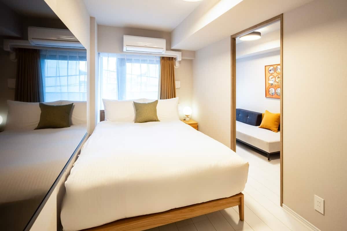 Studio Deluxe, không hút thuốc (Apartment) | Màn/rèm cản sáng, bàn ủi/dụng cụ ủi quần áo 