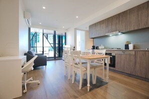 Interior - Modern Central 1BR Apt in Rundle Mall w Gym (Adelaide)