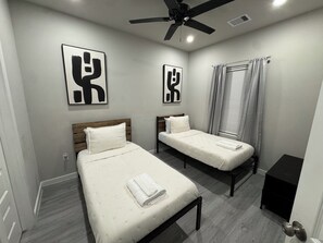 3 Schlafzimmer, Bügeleisen/Bügelbrett, kostenloses WLAN, Bettwäsche