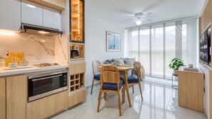 Apartment | Private kitchen - Edificio Miro Guadalupe (Cali)