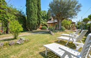 Property grounds - Amazing home in Paestum with WiFi (Paestum)