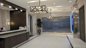 Lobby - Toronto Skyline Condo w/ Parking & Subway Access in the Heart of Downtown (Toronto)