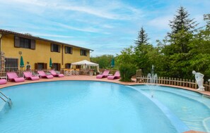 Pool - Amazing home in Monsagrati (Monsagrati)