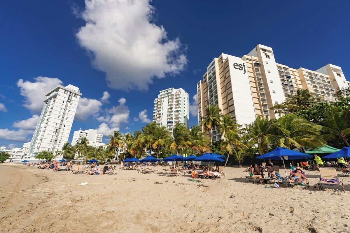 Platja a a prop 