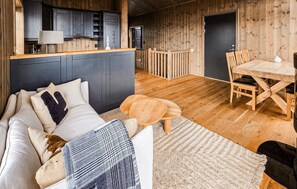 Living area - Nice home in Noresund with WiFi (Noresund)