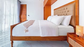 In-room safe, iron/ironing board, free WiFi, bed sheets