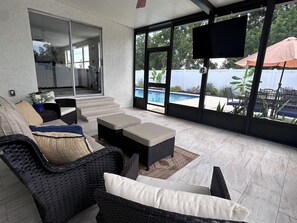 Pool - New to VRBO - Large Private Pool - All New Furniture - Minutes to Beaches (Bradenton)