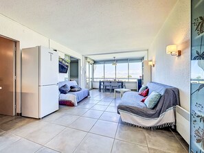 Bedroom - Le Chabian by Interhome (Port Camargue)