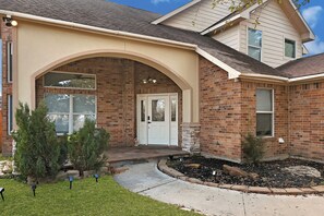 Exterior detail - Charming 3-bedroom house with private pool in Houston (Houston)