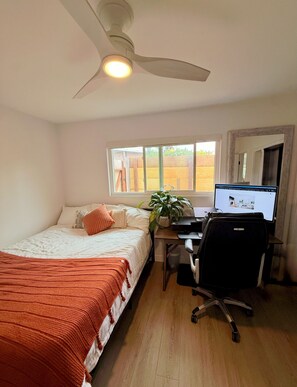 Room - La Jolla Coastal Home with Yard, 3 min Walk to Beach and Restaurants (San Diego)