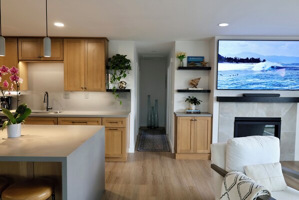 Interior - La Jolla Coastal Home with Yard, 3 min Walk to Beach and Restaurants (San Diego)