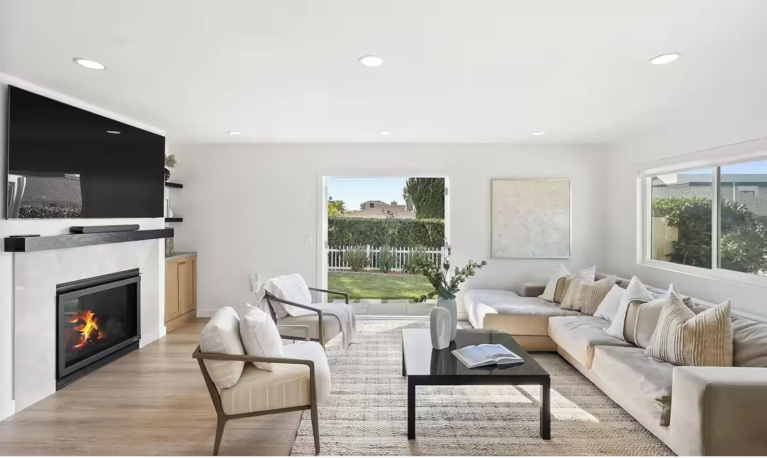Smart TV, fireplace, computer monitors