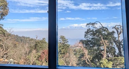 Beautiful Himalayan view,peaceful, a perfect place in the lap of nature.
