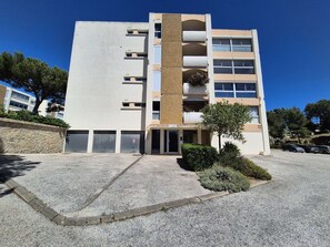 Exterior - 2 rooms appartement, A/C, piscine, tennis (ST MANDRIER SUR MER)