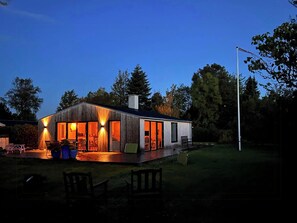 Exterior - Architect designed holiday home near Dyngby beach (Odder)