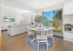 Interior - Flinders Hideaway - Outdoor Pets Welcome! (Flinders)